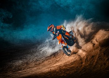 499533_MY23 KTM SX-E 5 - Action - CAT A_EU_ Global