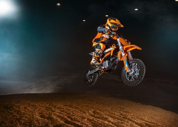 499539_MY23 KTM SX-E 5 - Action - CAT A_EU_ Global